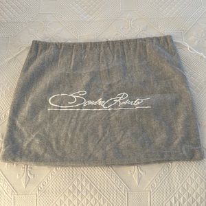 SONDRA ROBERTS GRAY WITH SOFT LINING DUST BAG